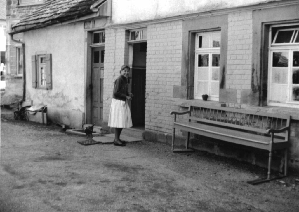 Gschwend - Schlechtbacher Strasse - Hausnummer 7 - 19560000